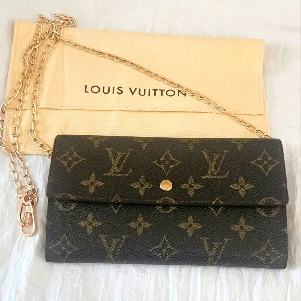 Louis Vuitton Vintage International Monogram Wallet W Gold Chain & Pouch EUC